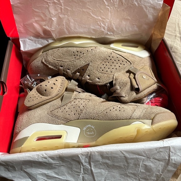 travis scott 6s british khaki outfit